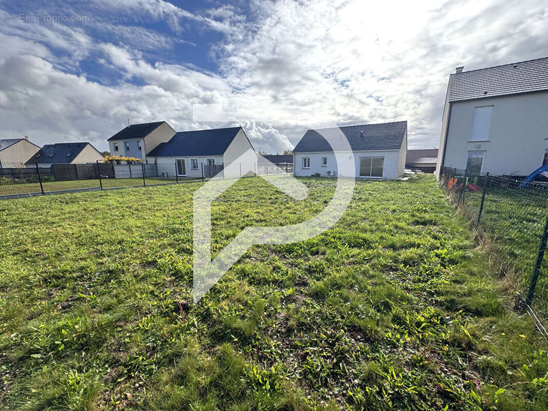 Maison à BAILLEAU-L&#039;EVEQUE