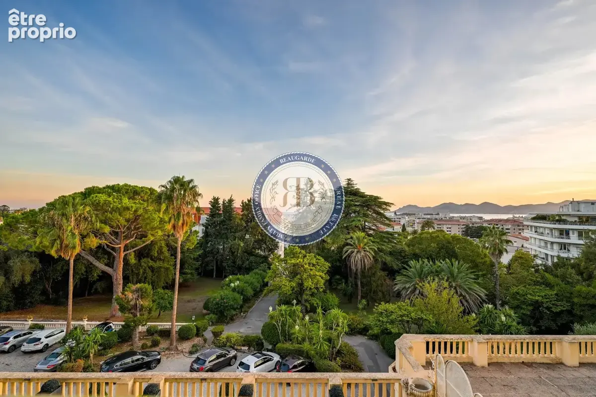 Sublime Appartement Bourgeois de 271 m² dans un Palais d'Exception à Cannes — Volumes Majestueux & Vue Mer - photo 12