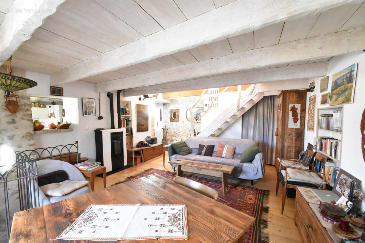 Maison à LES FERRES