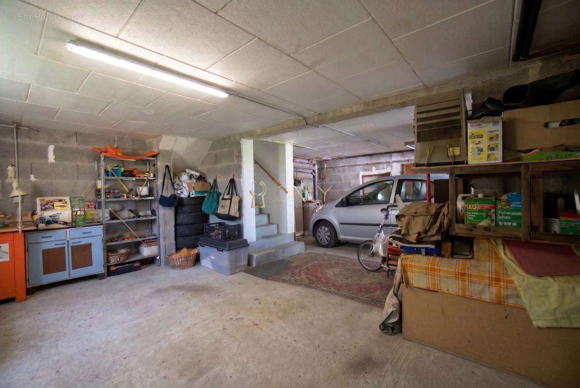 Poleymieux-au-Mont-d'Or-Maison- 116m²-4 pièces - photo 14