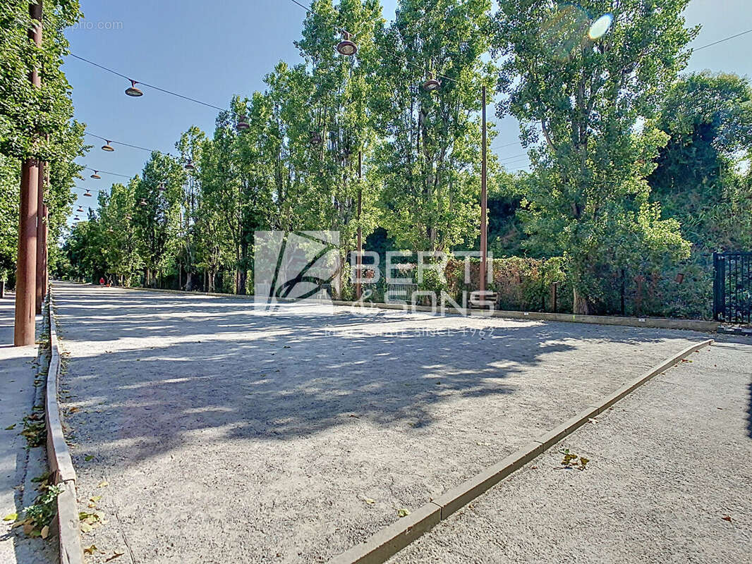 Appartement à MANDELIEU-LA-NAPOULE