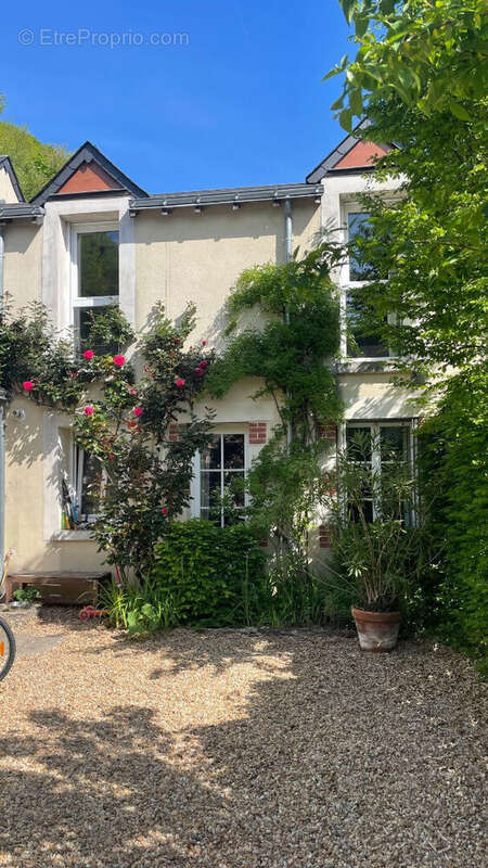 Maison à VERNOU-SUR-BRENNE