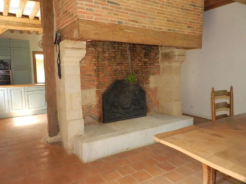 Maison à SAINT-PIERRE-SUR-DIVES