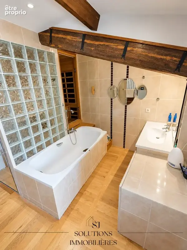 Maison 7 pièces 194 m² à vendre à Les Haies (69420) - photo 8