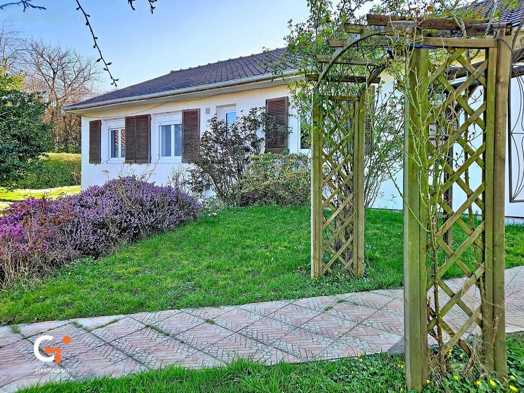 Maison à ARQUES-LA-BATAILLE