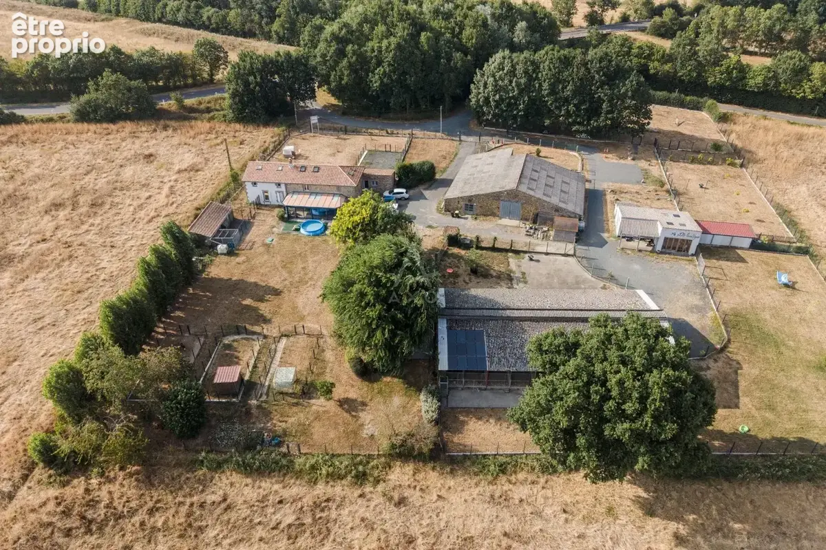 Maison à LA RENAUDIERE