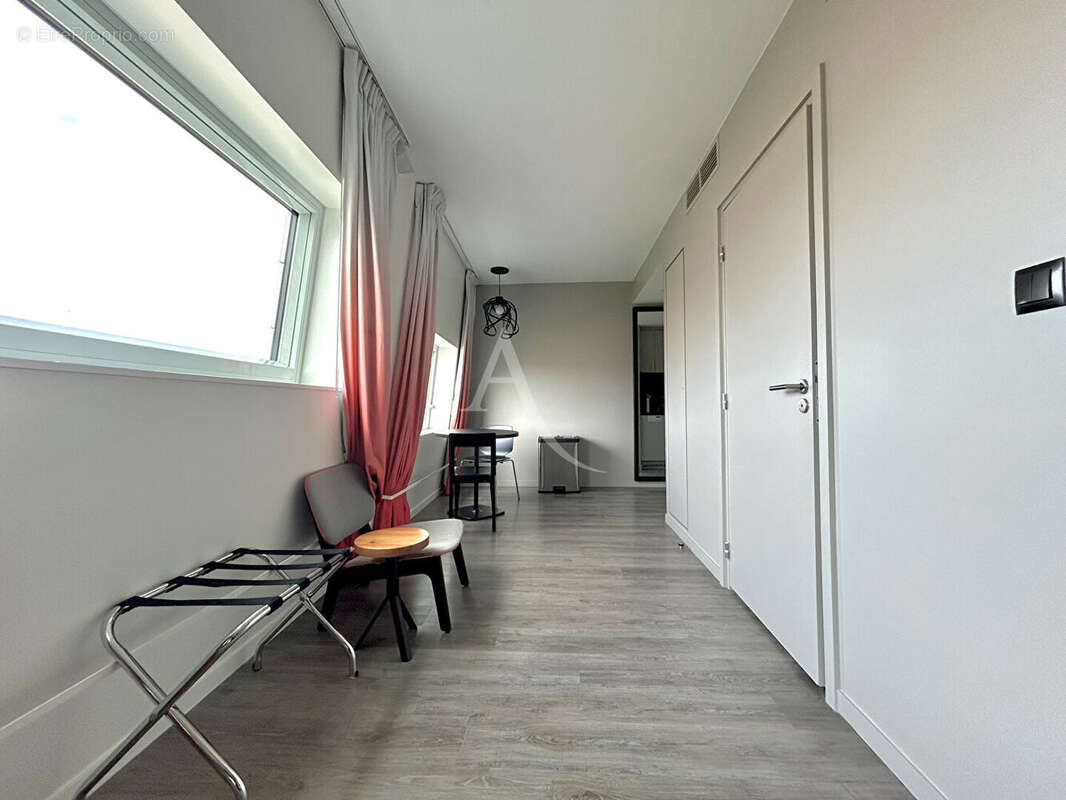 Appartement à PARIS-19E