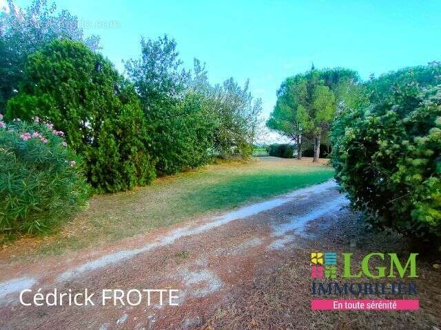 Charmant mas en pierre avec piscine et dependances - photo 16