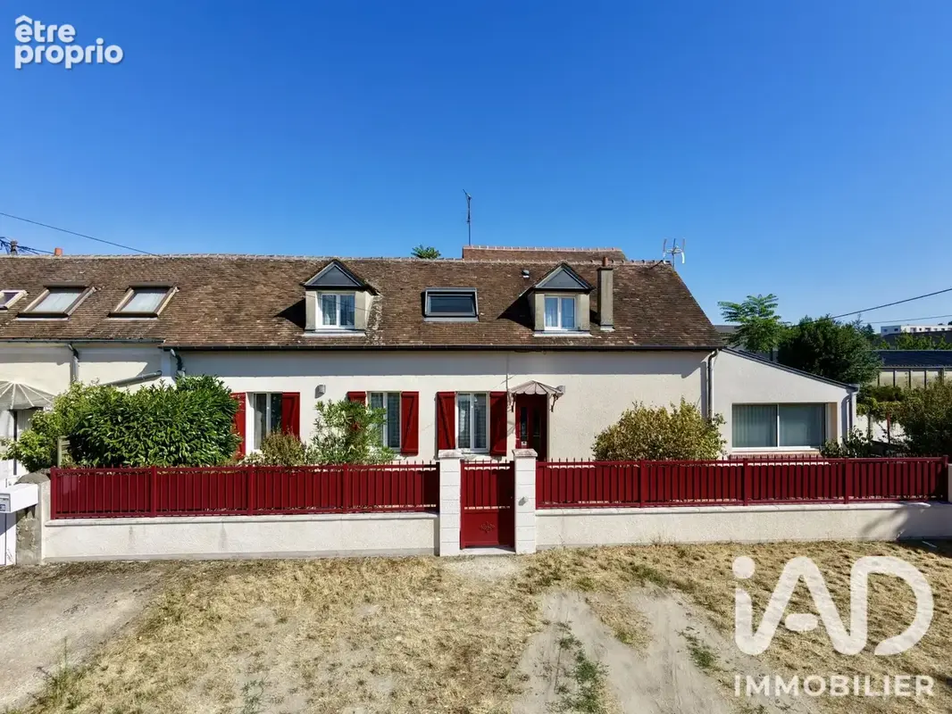 Photo 1 - Maison à MONTARGIS