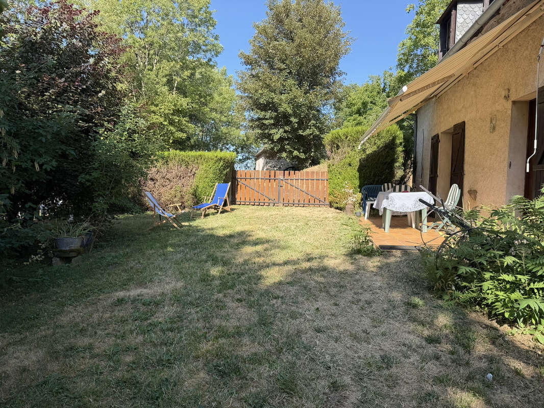 Maison en Pierre 4 Chambres avec Jardin - photo 3