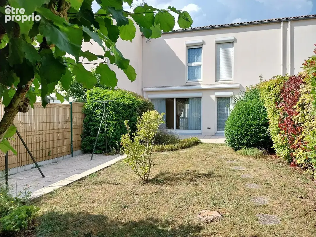 Maison à POITIERS