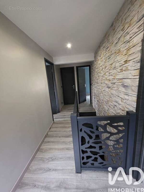 Photo 8 - Maison à CREGY-LES-MEAUX