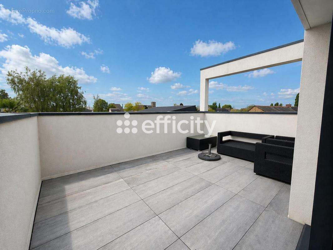 Maison 210 m² à Brece  - photo 9