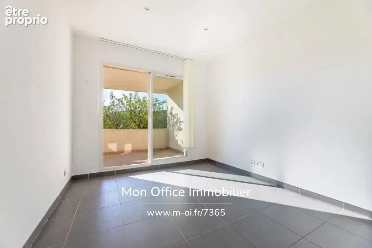 Référence : 7365-ASI - Peypin - Duplex T4 dans le centre du village - photo 5