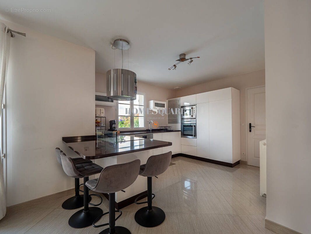 Maison à ORRY-LA-VILLE