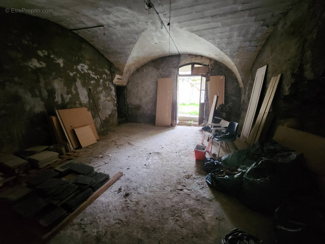 Appartement à UZES