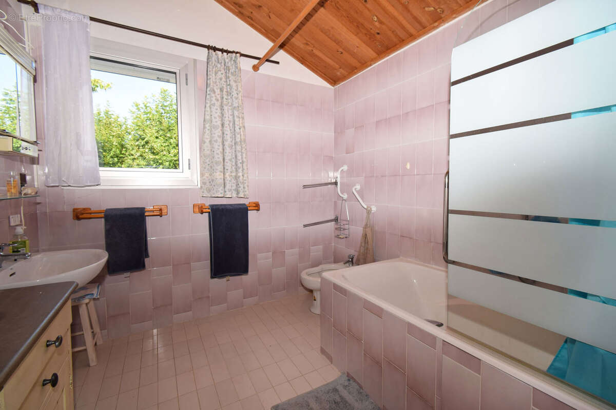 ENVEITG   Propriété de caractère sur plus de 2 000 m2 de terrain - photo 18