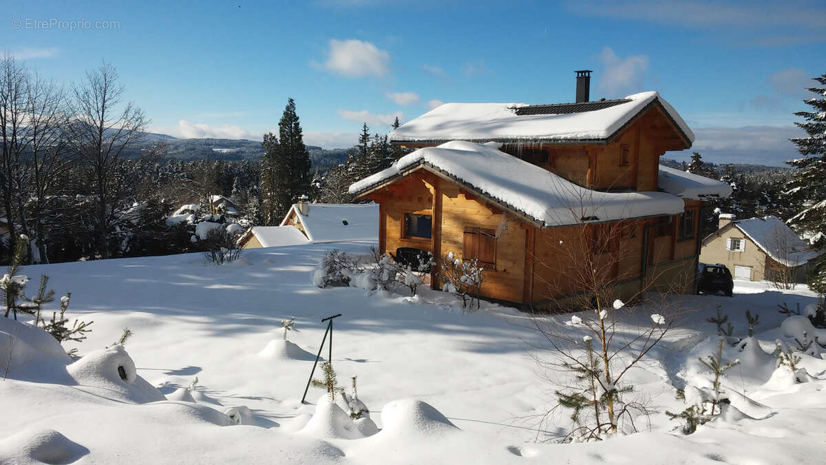 Magnifique Chalet en madrier sur 7259 m2 de terrain - photo 6