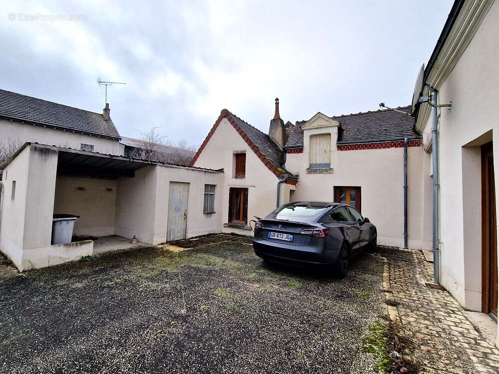 Maison à SELLES-SUR-CHER