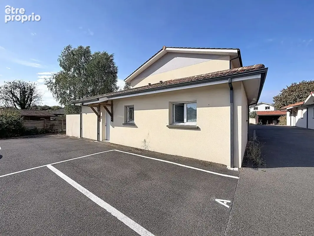 Maison à PARENTIS-EN-BORN