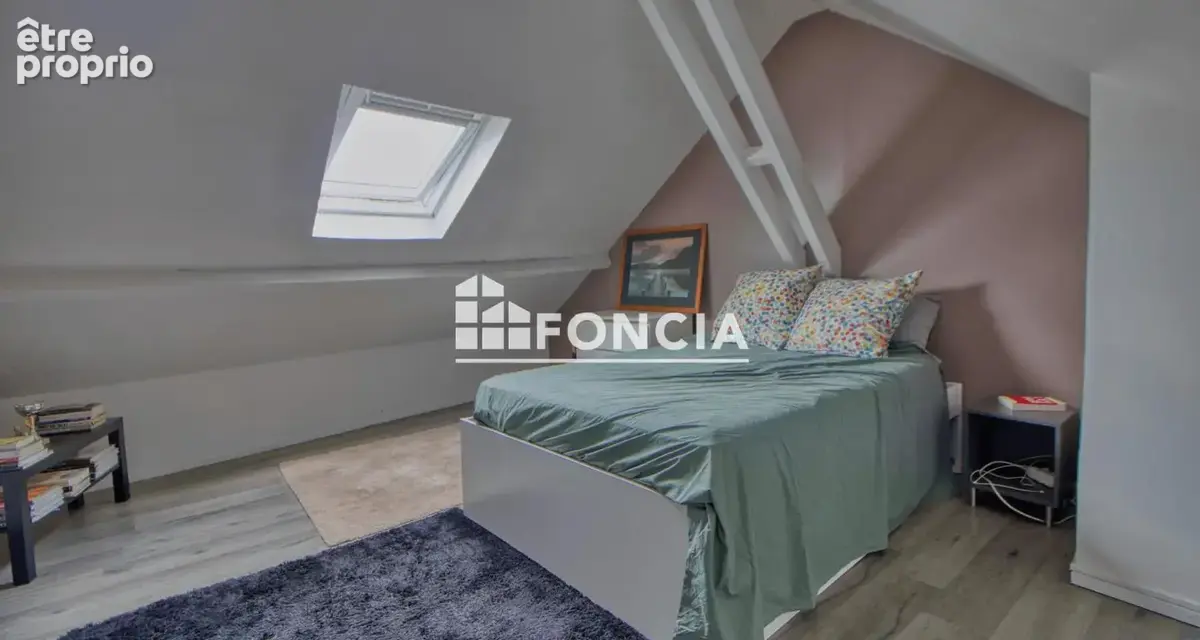 Coup de coeur foncia – grand t2 en duplex avec un charme fou + cave en sous-sol - photo 13