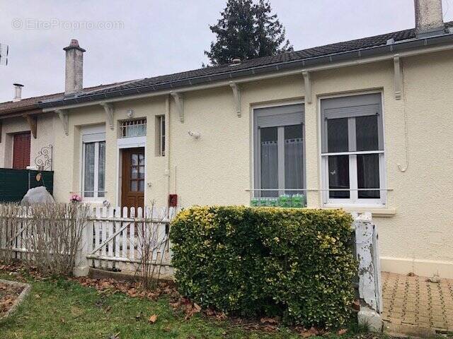 Maison à AMBERIEU-EN-BUGEY
