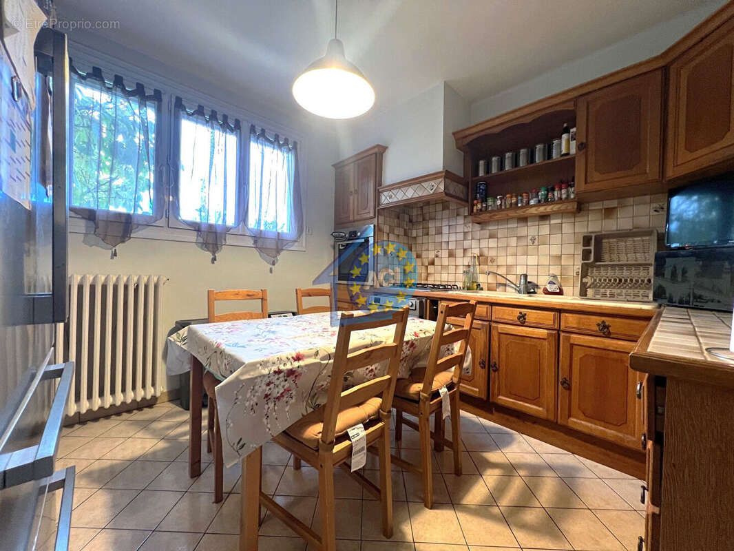 Maison à MANTES-LA-VILLE