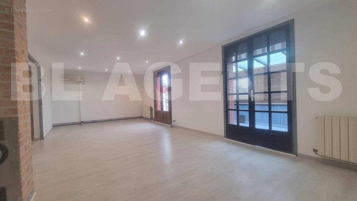 26ed027d-c470-4563-949d-16ceaa9f3c40 - Maison à CHARLEVILLE-MEZIERES