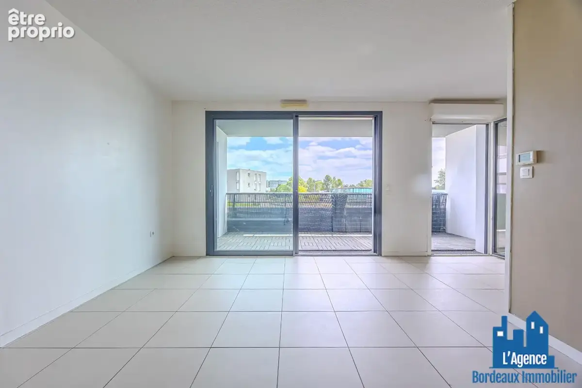 Exclusivité !!!  bruges - appartement type 4 de 86 m² avec terrasse et deux places de parking. michaël vigier  o6 7o 29 94 95. - photo 8
