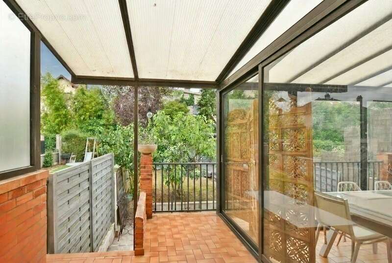 Maison 5 pièces avec véranda - sous-sol total dont grand garage de 25m² - dépendance dans le  jardin - Epinay sur Orge (91) - photo 6