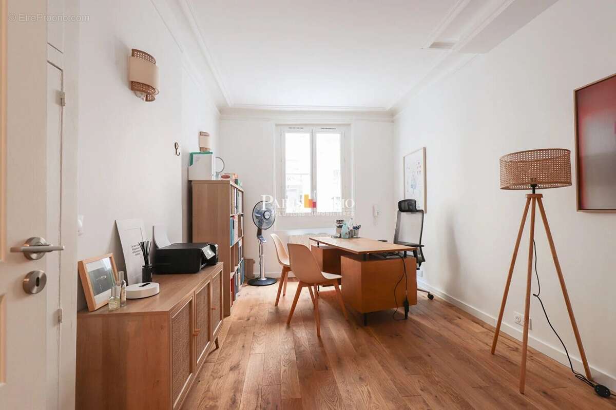 Appartement à PARIS-18E
