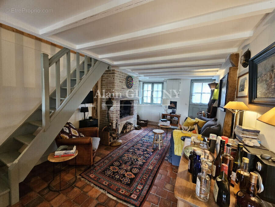 Maison à PONT-L'EVEQUE