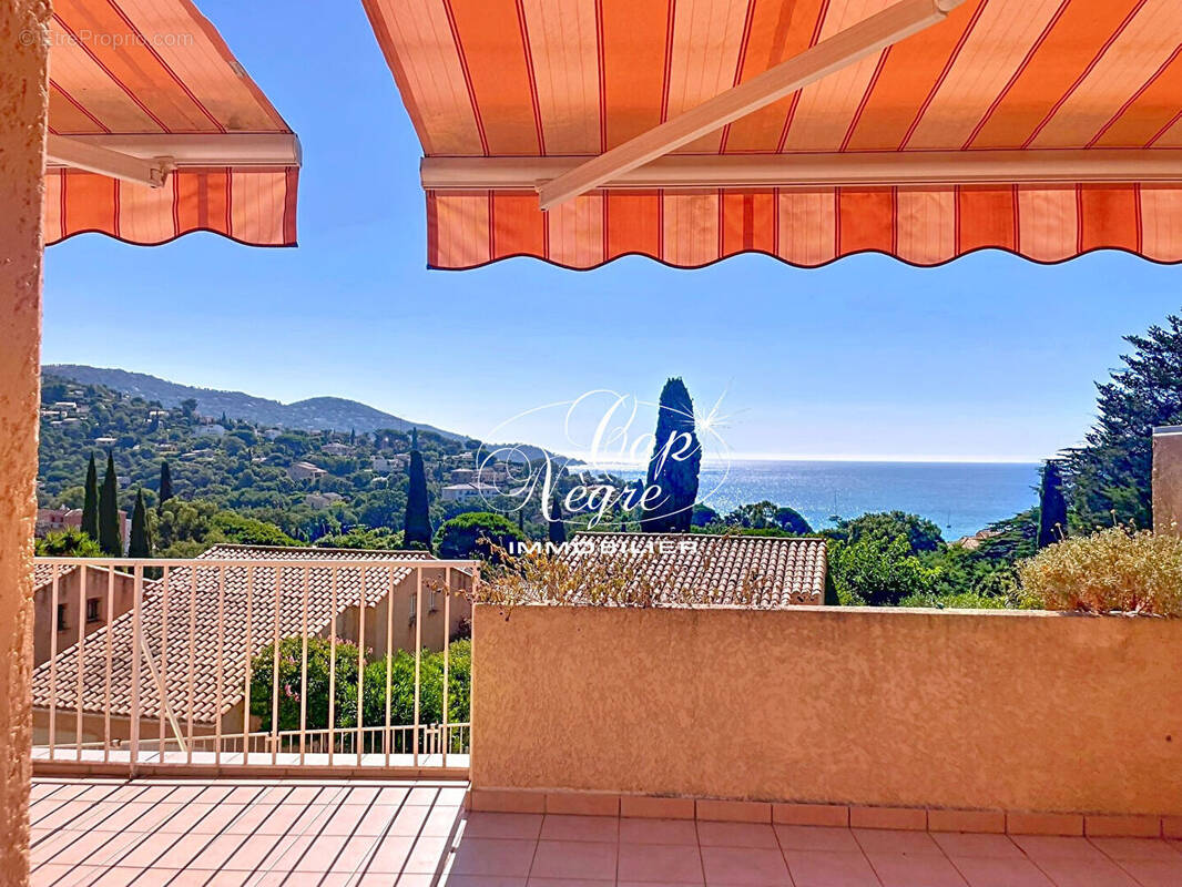 Appartement à LE LAVANDOU