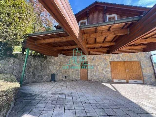 Maison à CHALLES-LES-EAUX