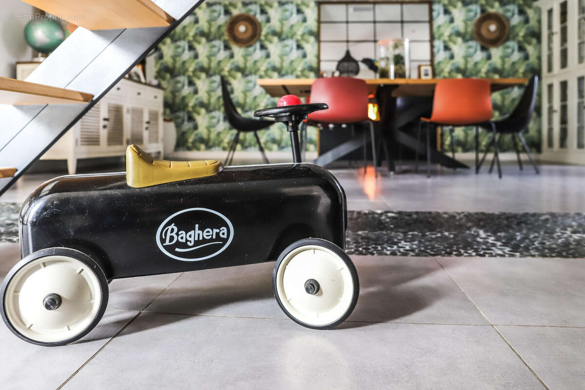 Maison à MORNAC-SUR-SEUDRE