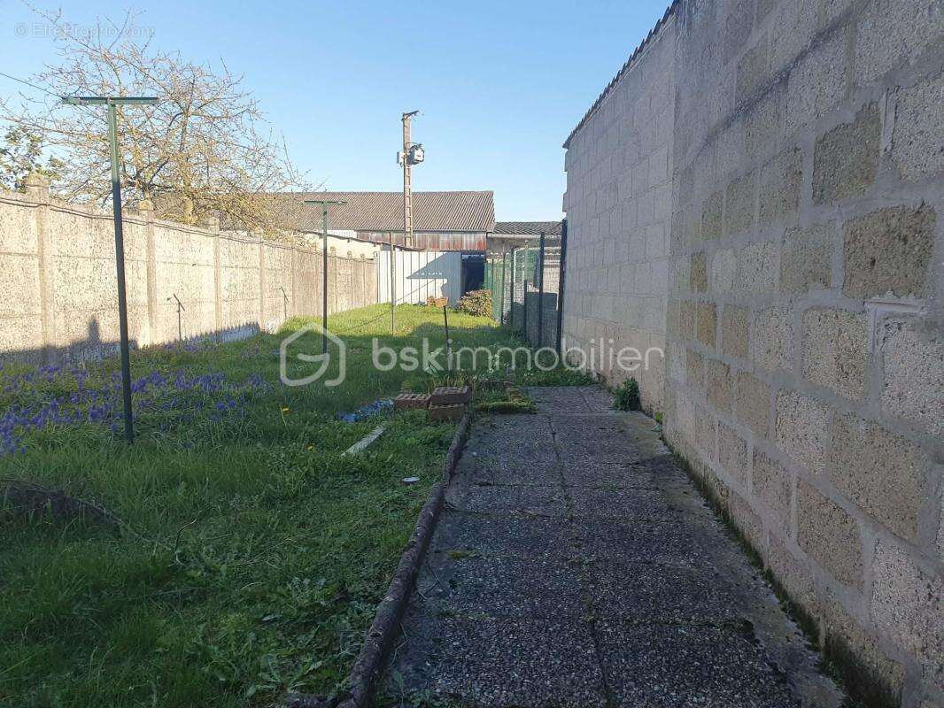 Maison 2 ch jardin garage - photo 9