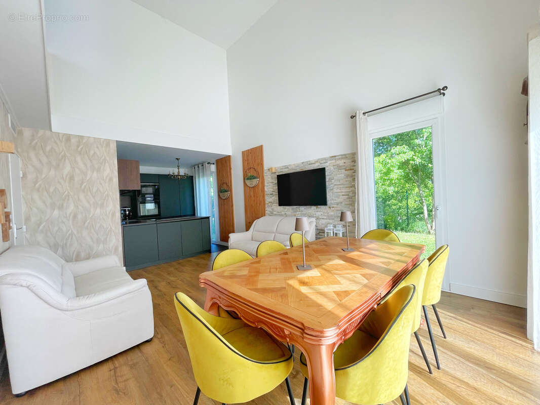 Appartement à VERNAISON