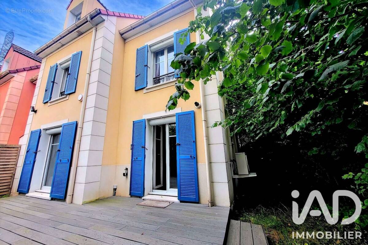 Photo 1 - Maison à VILLENEUVE-LA-GARENNE