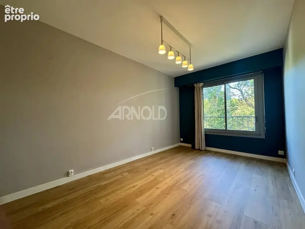 Canclaux - Appartement T2  59 m2 entièrement rénové - photo 10