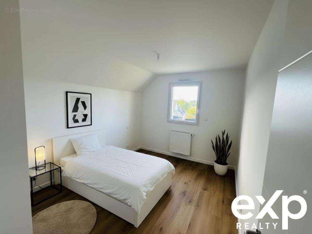 Maison à LA MEZIERE