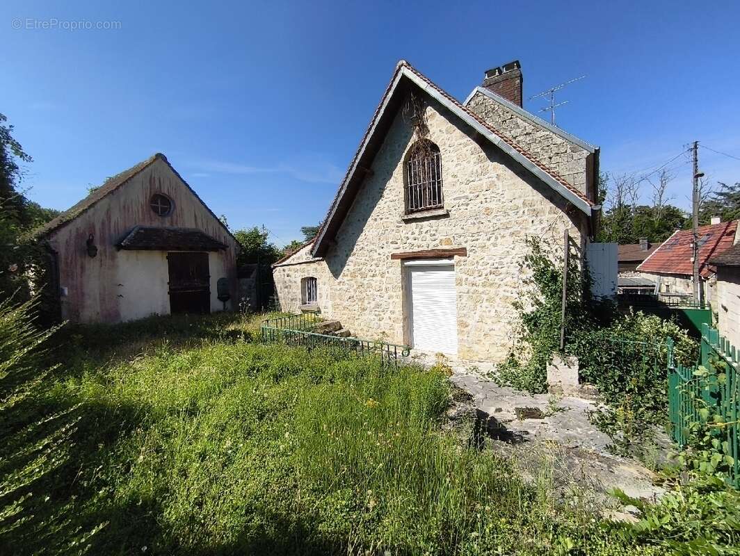 Maison à HENONVILLE