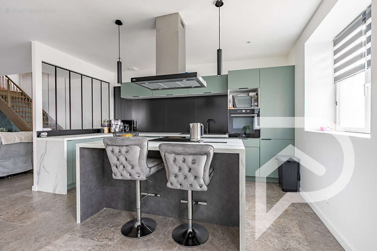 Maison à PONT-SAINTE-MAXENCE