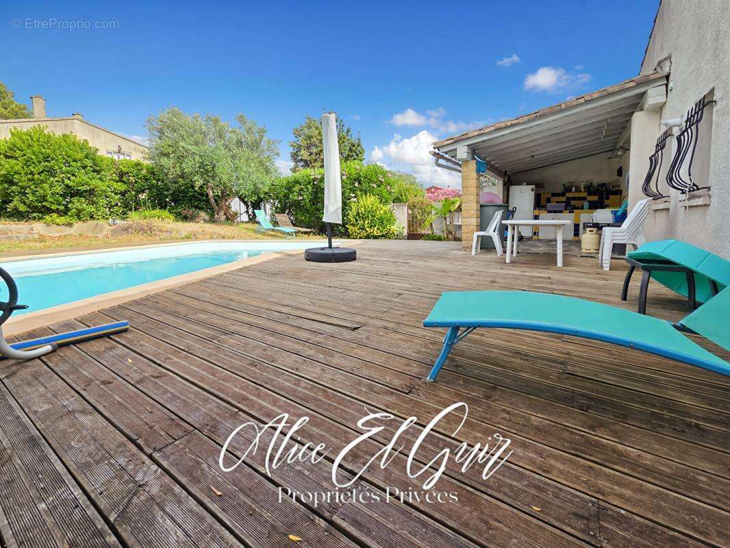 PROCHE CARCASSONNE - Maison T6 jardin garage piscine - photo 2