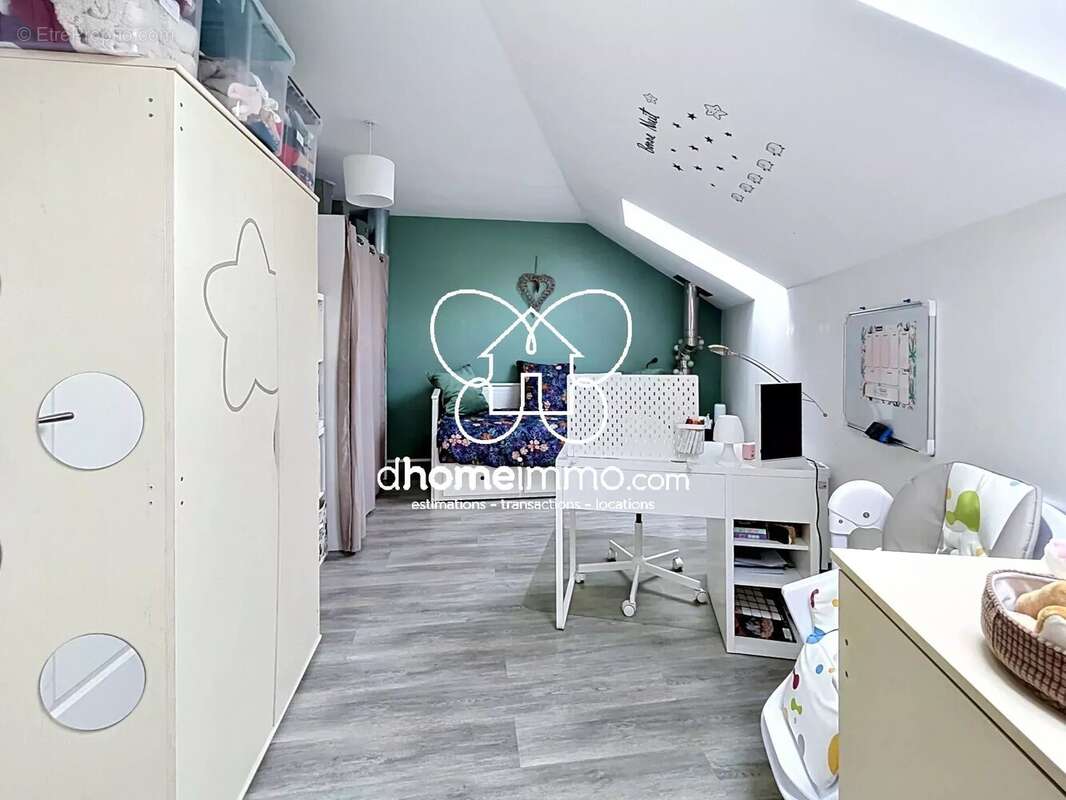 Maison à RACHES
