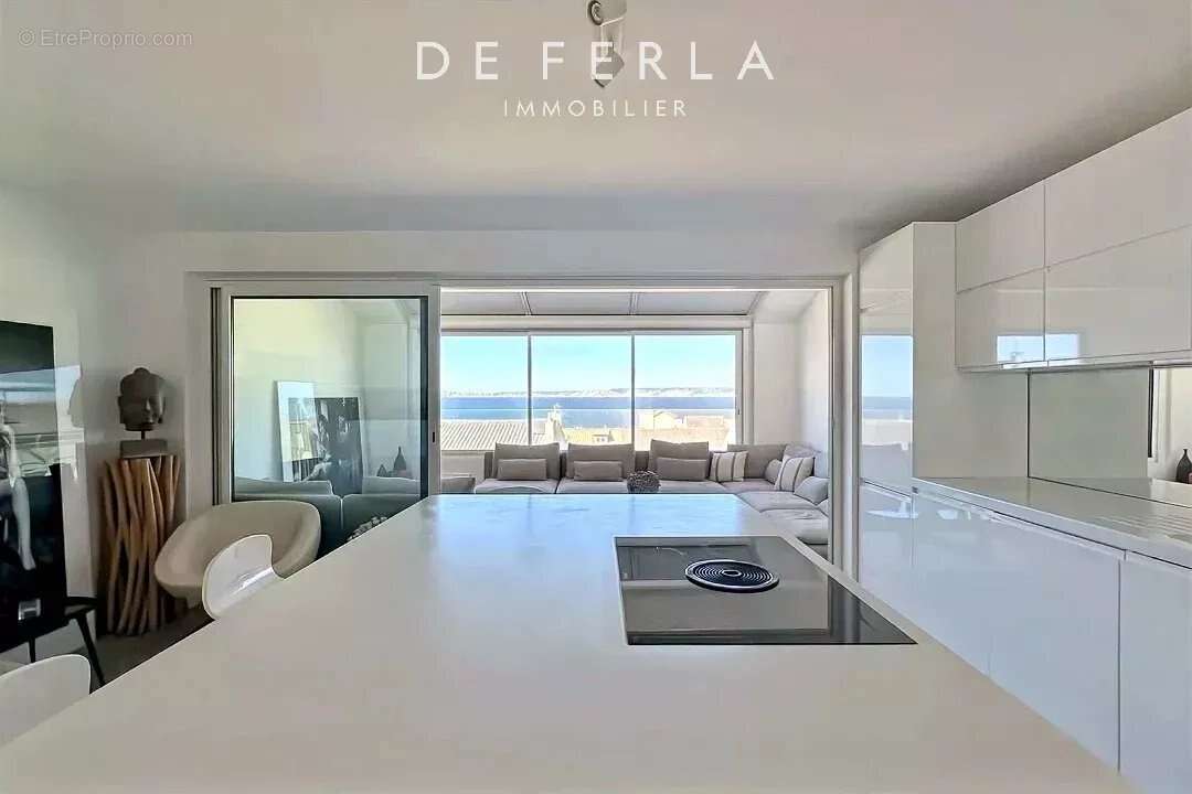 Appartement à MARSEILLE-8E