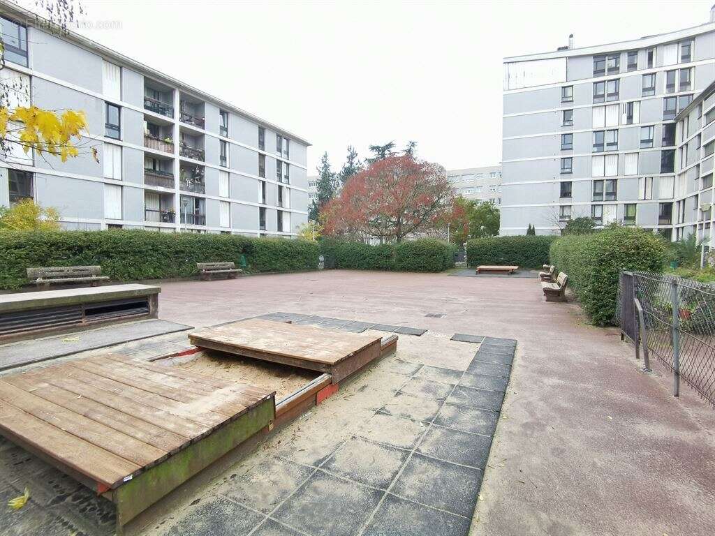 Appartement à PARIS-20E