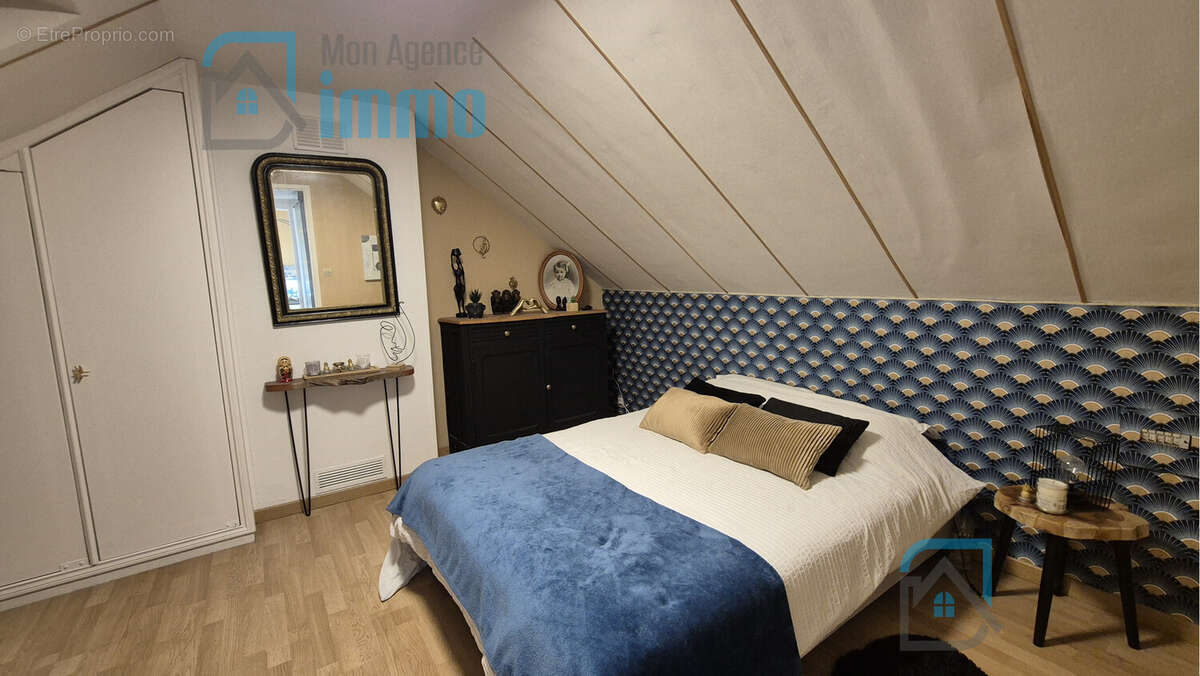 Maison à MEHUN-SUR-YEVRE