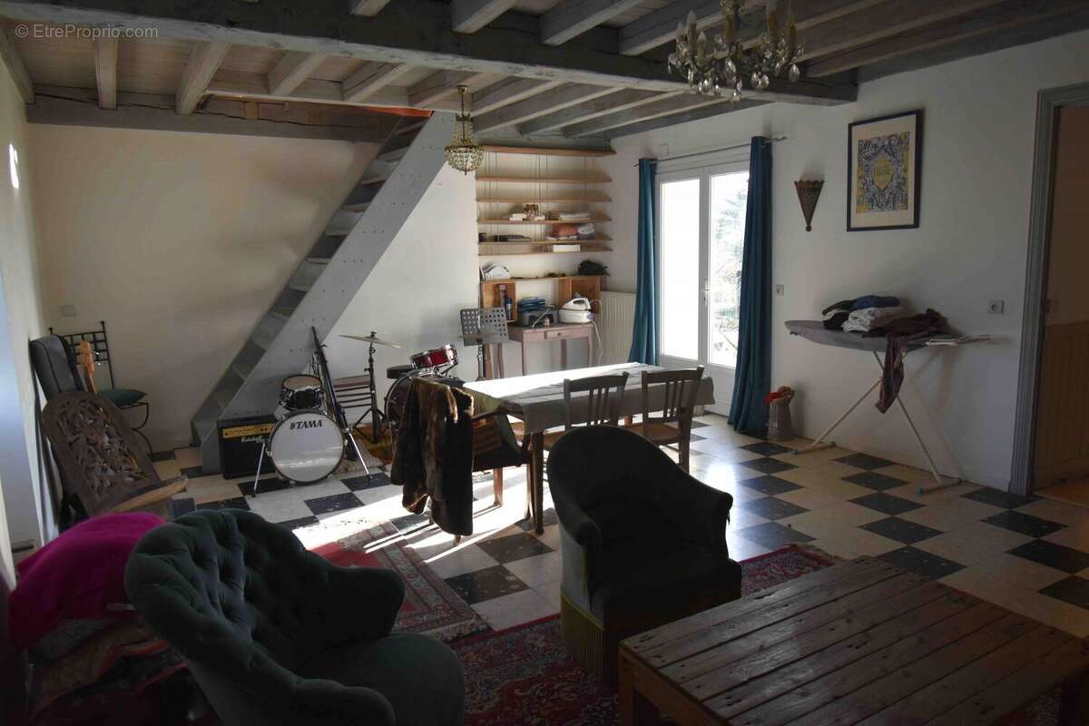 Maison à SAINT-LEON-D&#039;ISSIGEAC