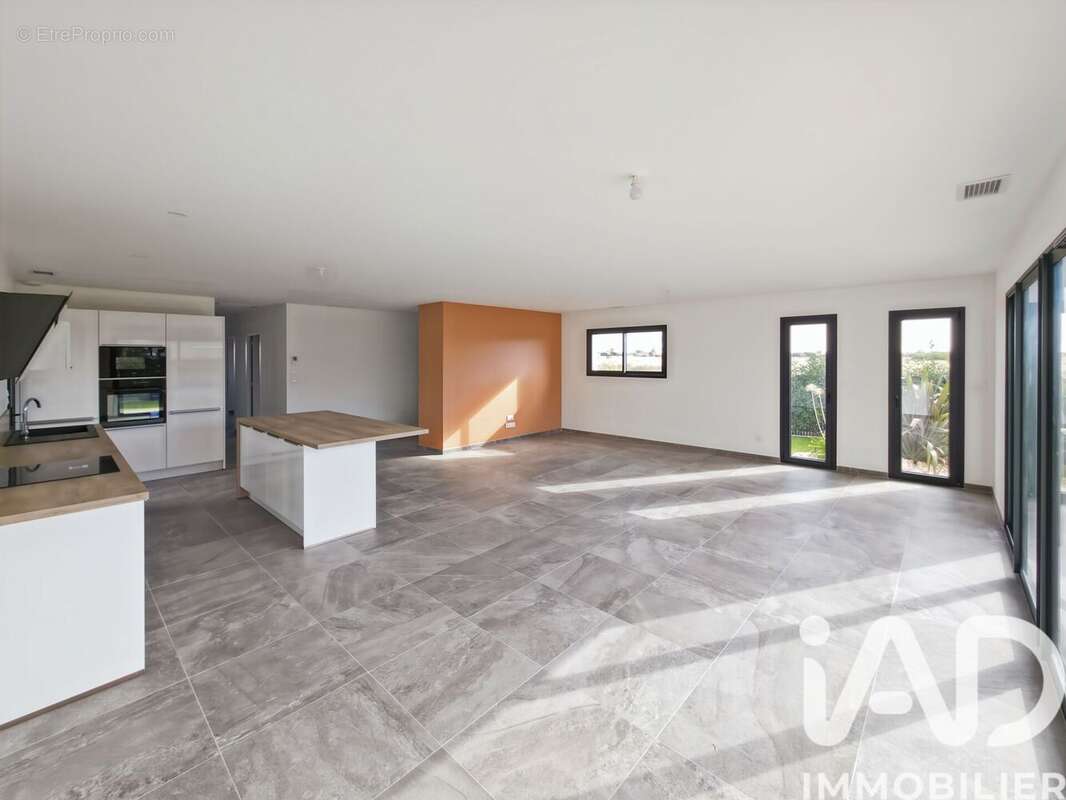 Photo 8 - Maison à SAUVIAN