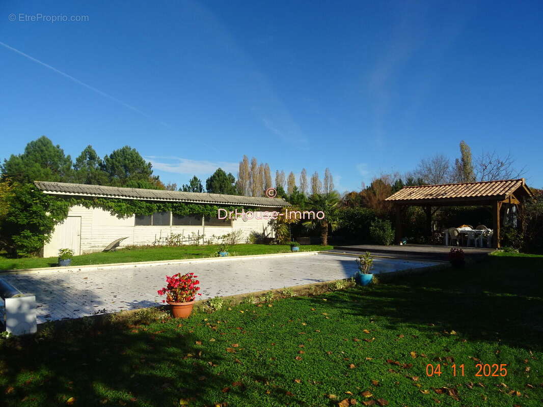 Maison 188 m² à Cavignac  - photo 16